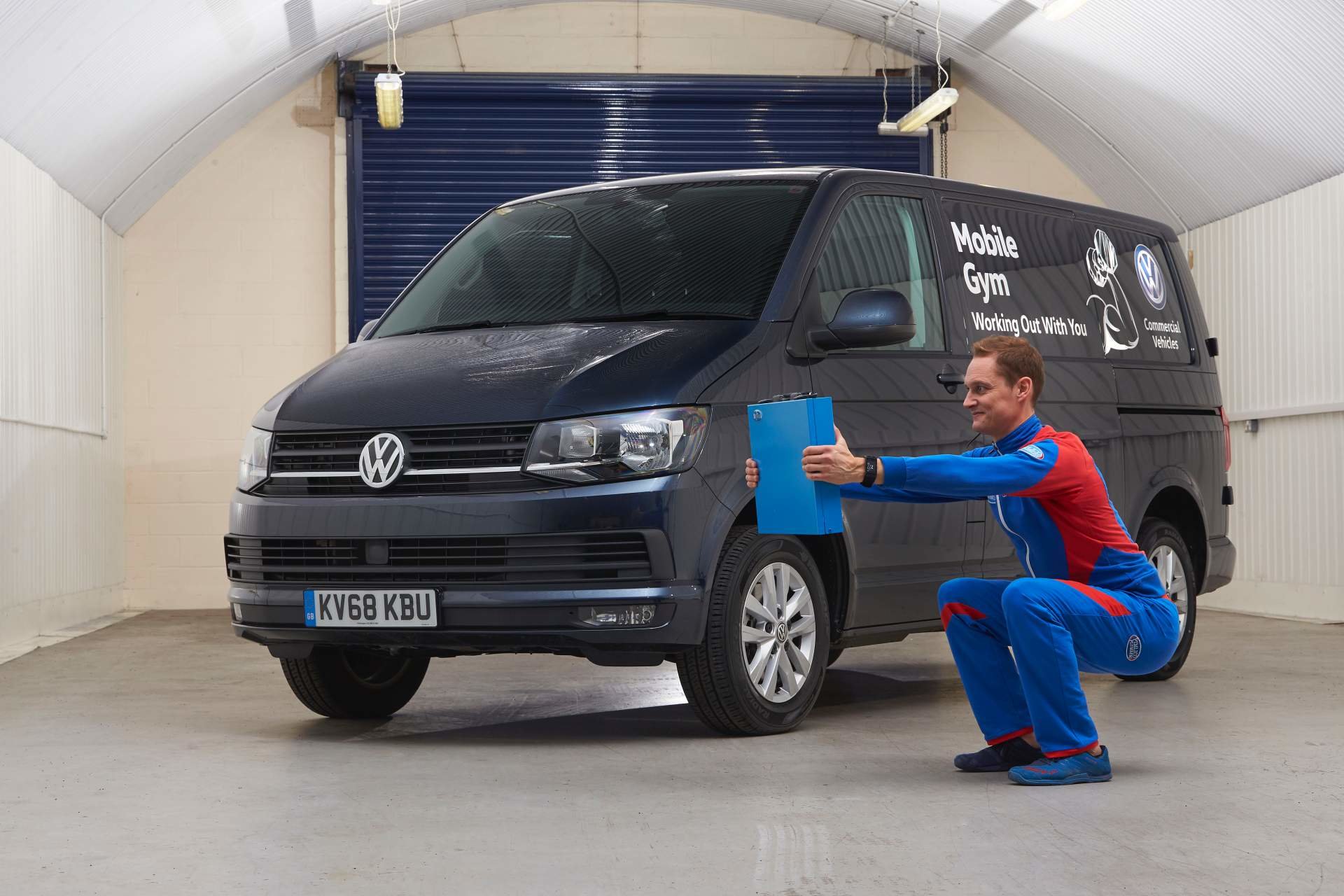 Volkswagen proměnil Transporter v pojízdnou tělocvičnu, totéž může teď udělat každý