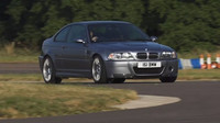 Závod BMW M3 e46 CSL vs. Audi RS4 B5 (Youtube/Carwow)