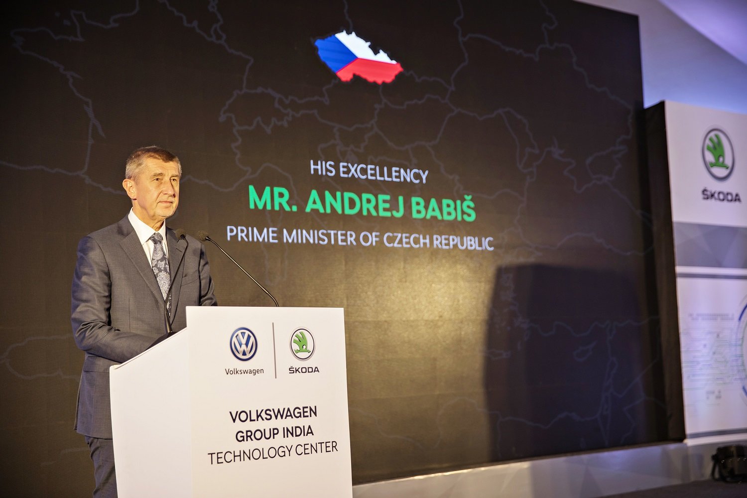 Andrej Babiš, předseda vlády České republiky, při otevření řekl: „Velice mne těší, že společnost ŠKODA AUTO posiluje svou přítomnost a své aktivity v Indii tak významnými investicemi a perspektivními projekty.“
