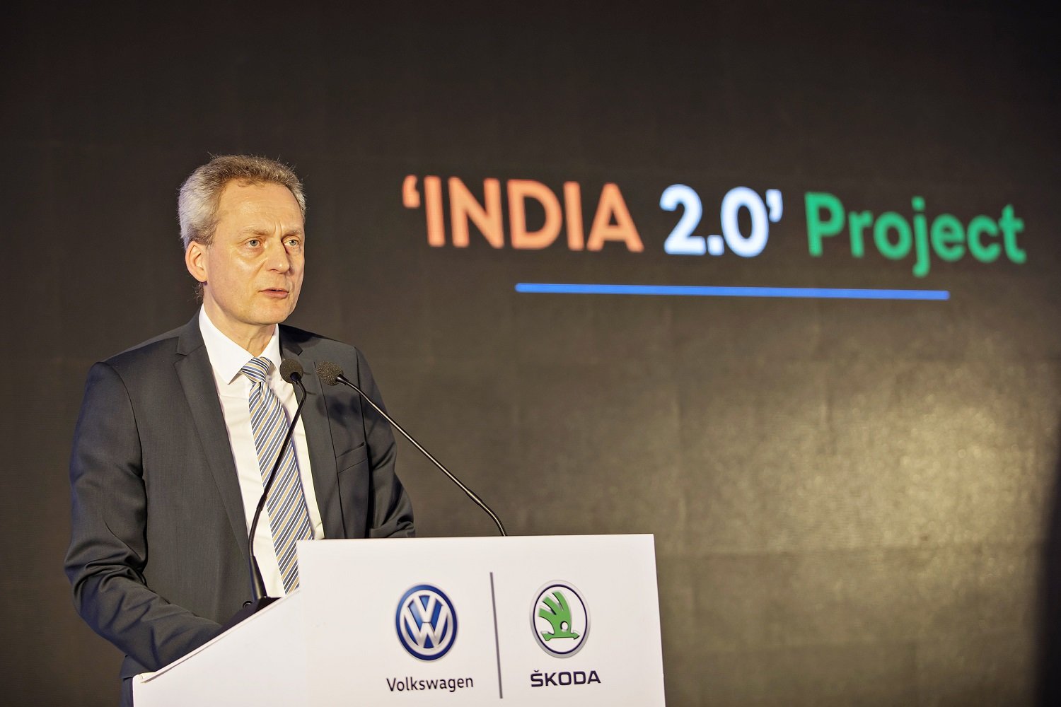 Christian Strube, člen představenstva společnosti ŠKODA AUTO za oblast technického vývoje při slavnostním ceremoniálu k otevření Technologického centra v Pune v Indii.