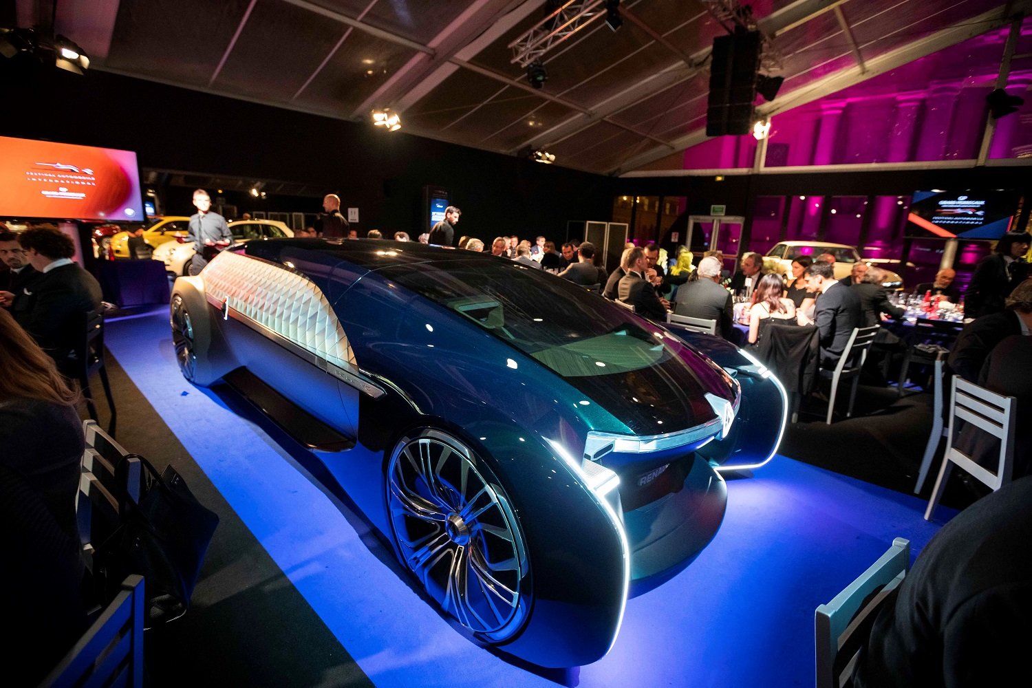 Trojice konceptů Renault EZ-GO, EZ-PRO a EZ-ULTIMO byla oceněna na Festivalu „Automobile International 2019“