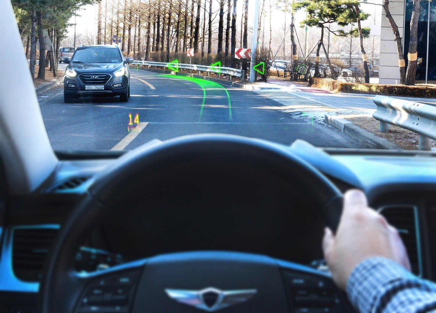 Hyundai a WayRay odhalily první navigační systém na světě, jenž disponuje systémem holografického zobrazování s rozšířenou realitou