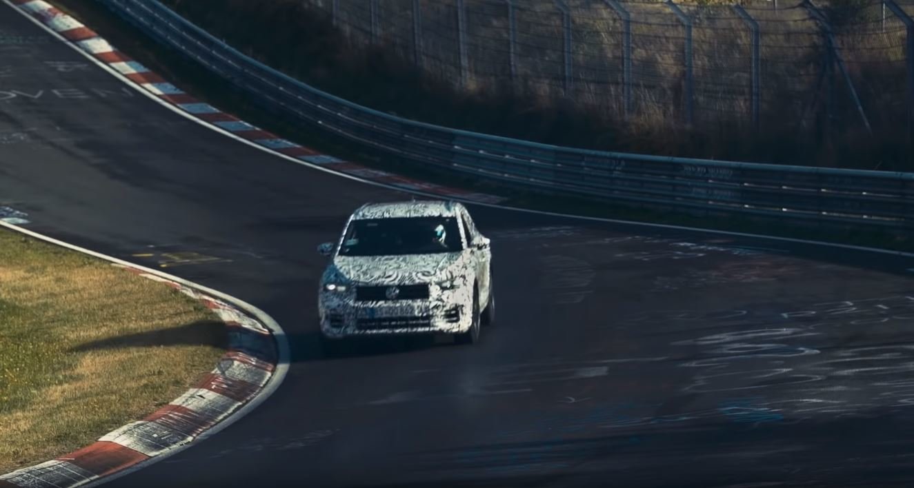Volkswagen T-Roc během testování na Nürburgringu