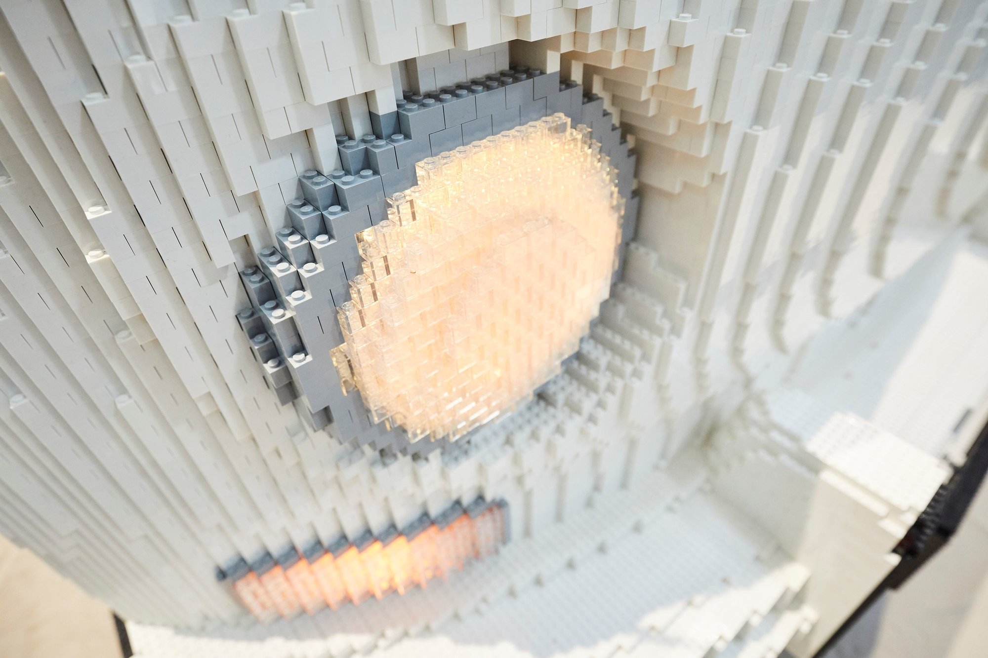 Premiéra na veletrhu f.re.e v Mnichově: T2 sestavený ze 400 000 kostek LEGO