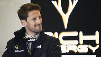 Romain Grosjean při testech v Barceloně