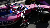 Sergio Pérez v novém voze Racing Point RP19 při testech v Barceloně