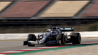 Valtteri Bottas v novém voze Mercedes F1 W10 EQ Power+ při testech v Barceloně