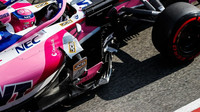 Lance Stroll v novém voze Racing Point RP19 při druhém dni testů v Barceloně