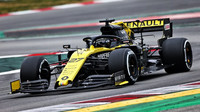 Nico Hülkenberg v novém voze Renault RS19 při třetím dnu testů v Barceloně