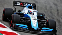 George Russell v novém voze Williams FW42 - Mercedes při třetím dnu testů v Barceloně