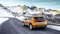 Audi rozšiřuje nabídku motorů pro luxusní SUV Q8 o dva vidlicové šestiválce.