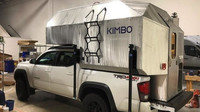 Nástavba Kimbo udělá obytný vůz z jakéhokoliv pick-upu (Facebook/ @kimboliving)