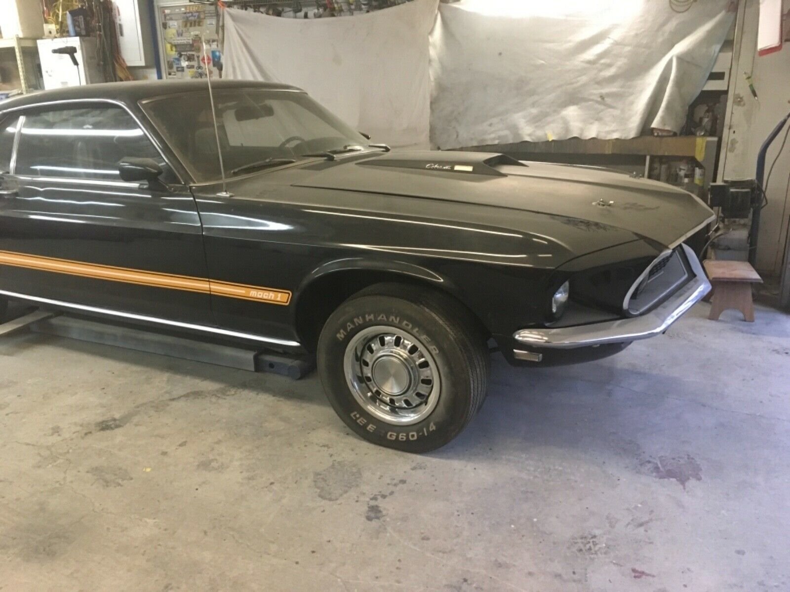 Ford Mustang Mach 1 z roku 1969 stál téměř 40 let odstavený v garáži