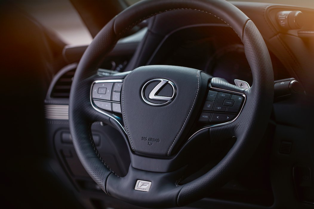 Lexus LS by se mohl stát prvním autonomním vozem v nabídce Lexusu