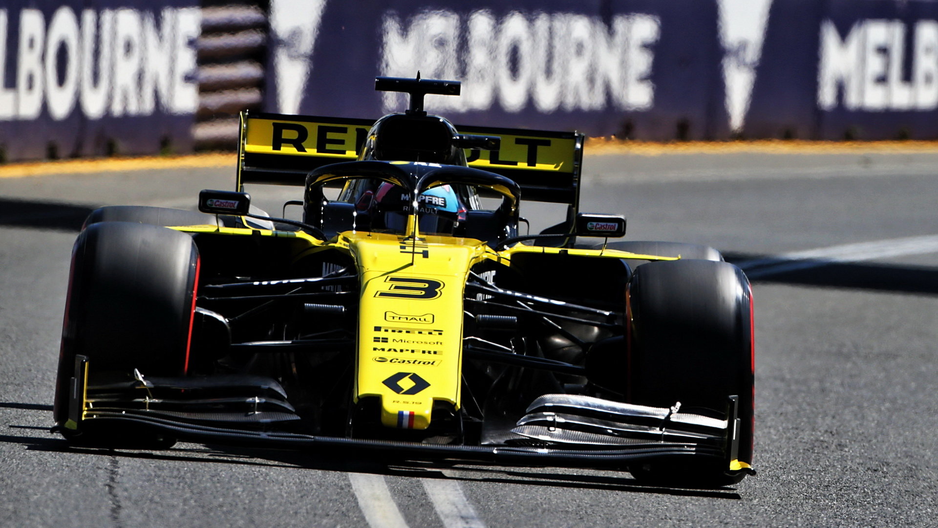 Daniel Ricciardo v tréninku v Melbourne