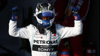 Valtteri Bottas po vítězném závodě v Melbourne