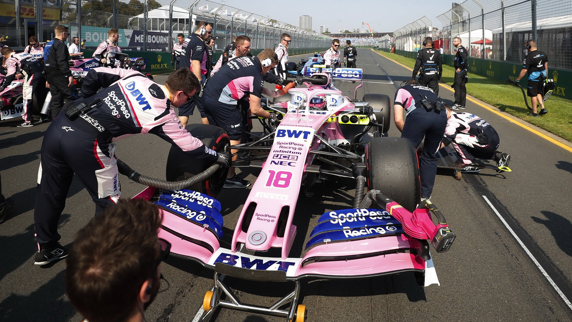 Lance Stroll před závodem v Melbourne