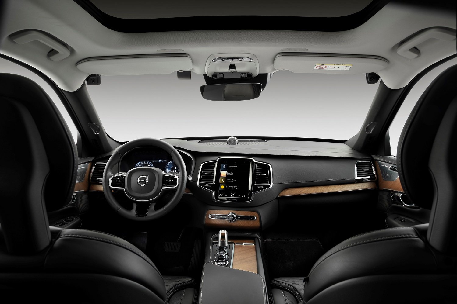 Volvo se chystá instalovat do interiéru kamery, které budou hlídat pozornost řidiče
