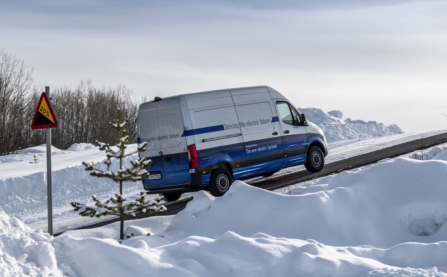 Mercedes-Benz eSprinter během testování za polárním kruhem