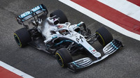 Lewis Hamilton v rámci sezónních testů v Bahrajnu