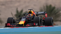 Max Verstappen v rámci sezónních testů v Bahrajnu