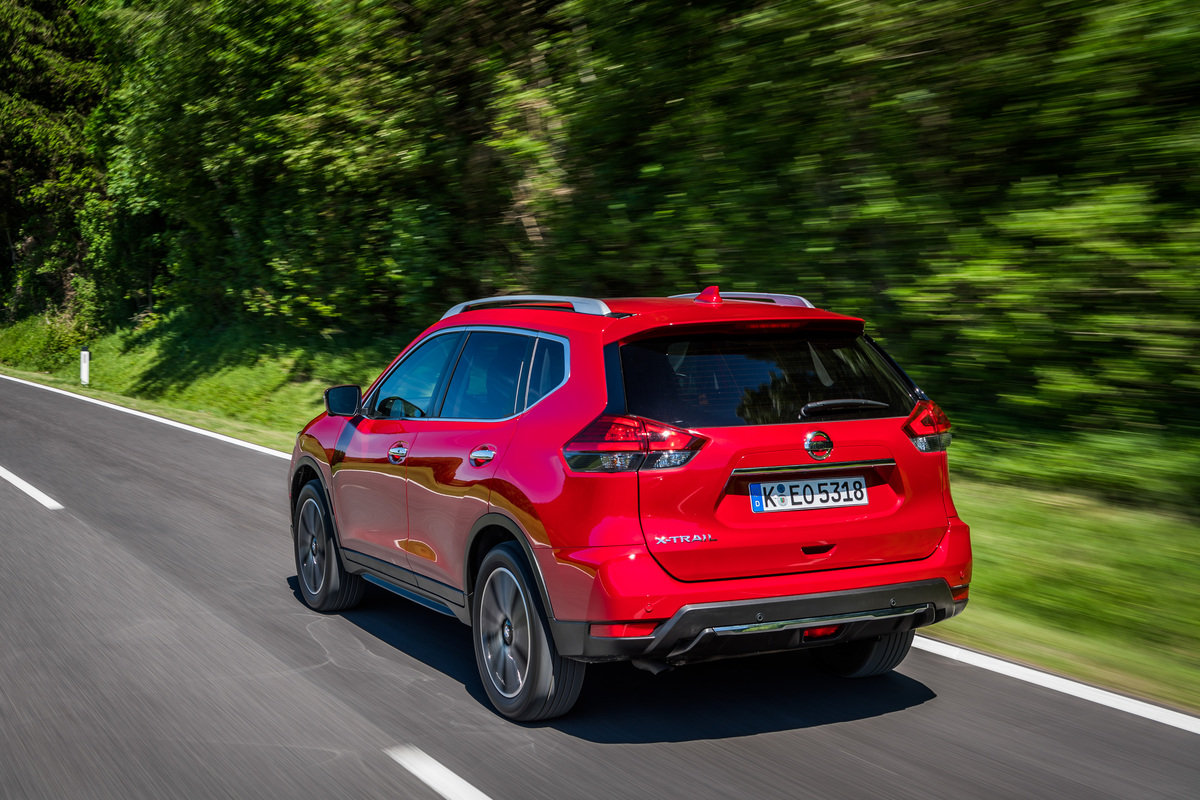 Společnost Nissan představuje zcela přepracovanou řadu hnacích ústrojí pro SUV X-Trail