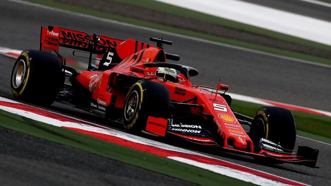 Sebastian Vettel začíná v Číně nejlépe