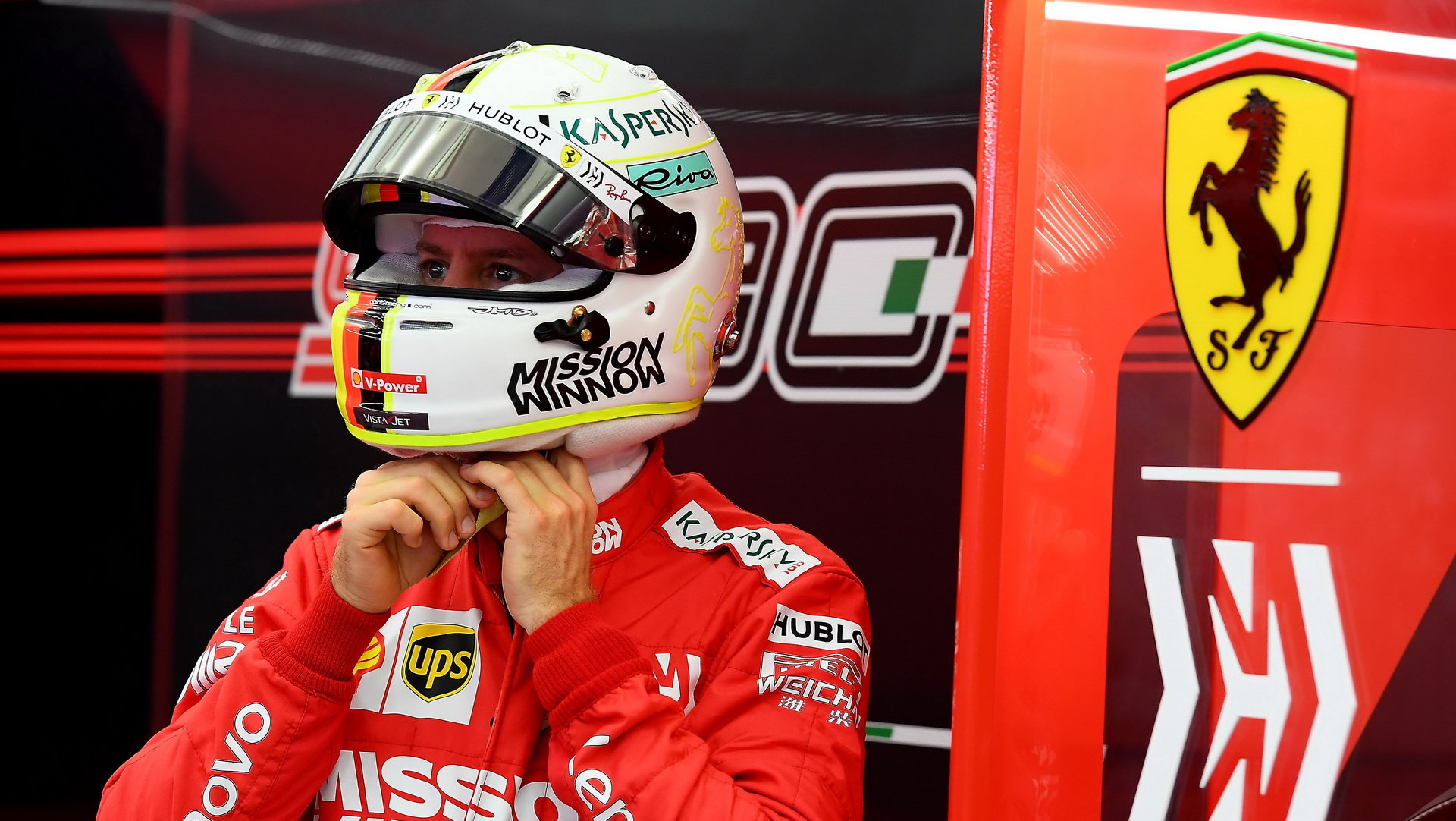 Sebastian Vettel v rámci sezónních testů v Bahrajnu