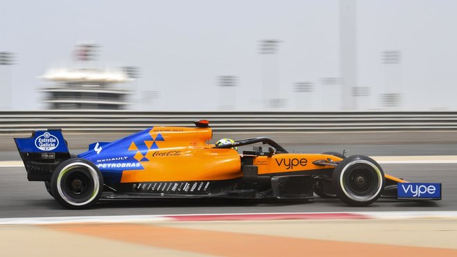 Lando Norris při testování McLarenu MCL34 po závodním víkendu v Bahrajnu