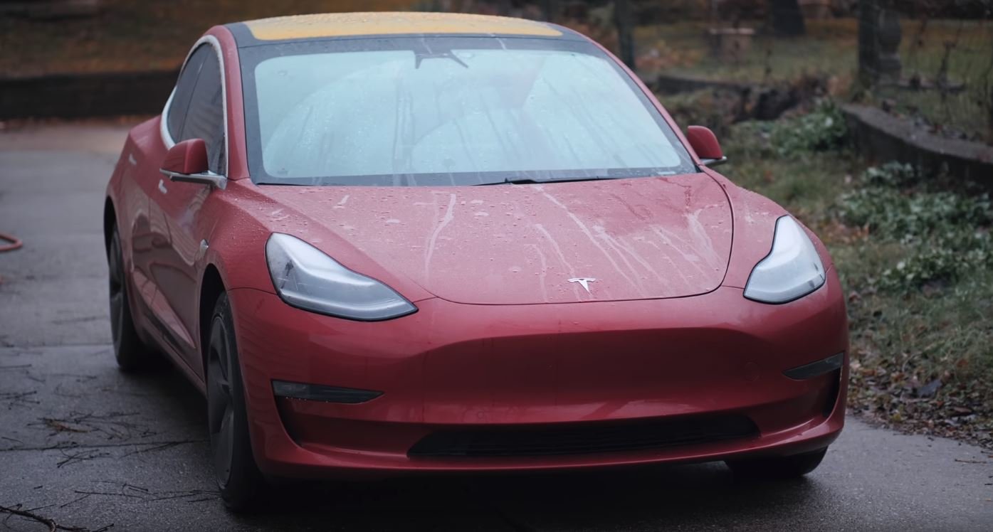 Tesla Model 3 (YouTube/Andy Slye)