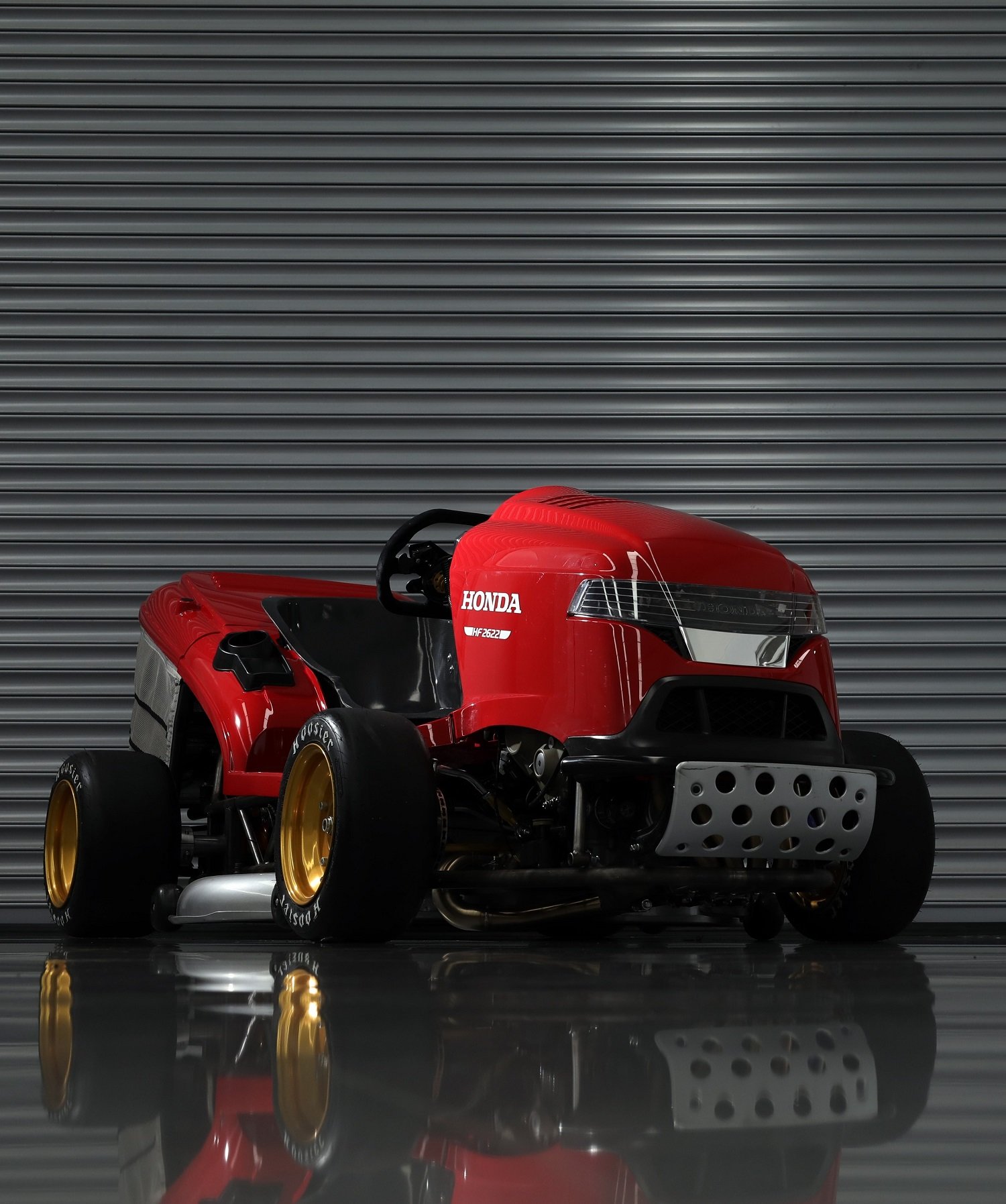 Nová Honda Mean Mower je rychlejší, hlasitější a jede si pro nový rekord