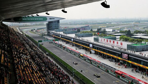 GRAFIKA: Startovní rošt sprintu v Číně - McLaren s Mercedesem z 1. řady - anotační obrázek