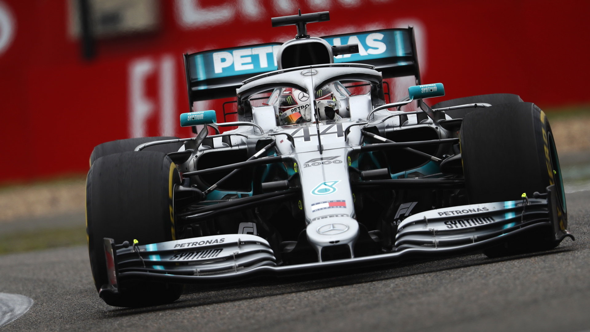 Lewis Hamilton s Mercedesem W10