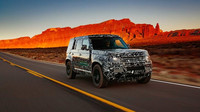 Automobilka Land Rover se rozhodla oslavit „World Land Rover Day" zveřejněním fotek z testování nového Defenderu