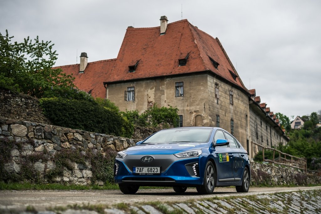 Elektrické vozy Hyundai zabodovaly v letošním ročníku Czech New Energies Rallye