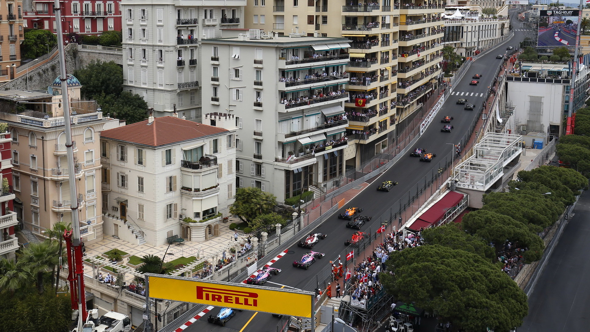 Start závodu v Monaku