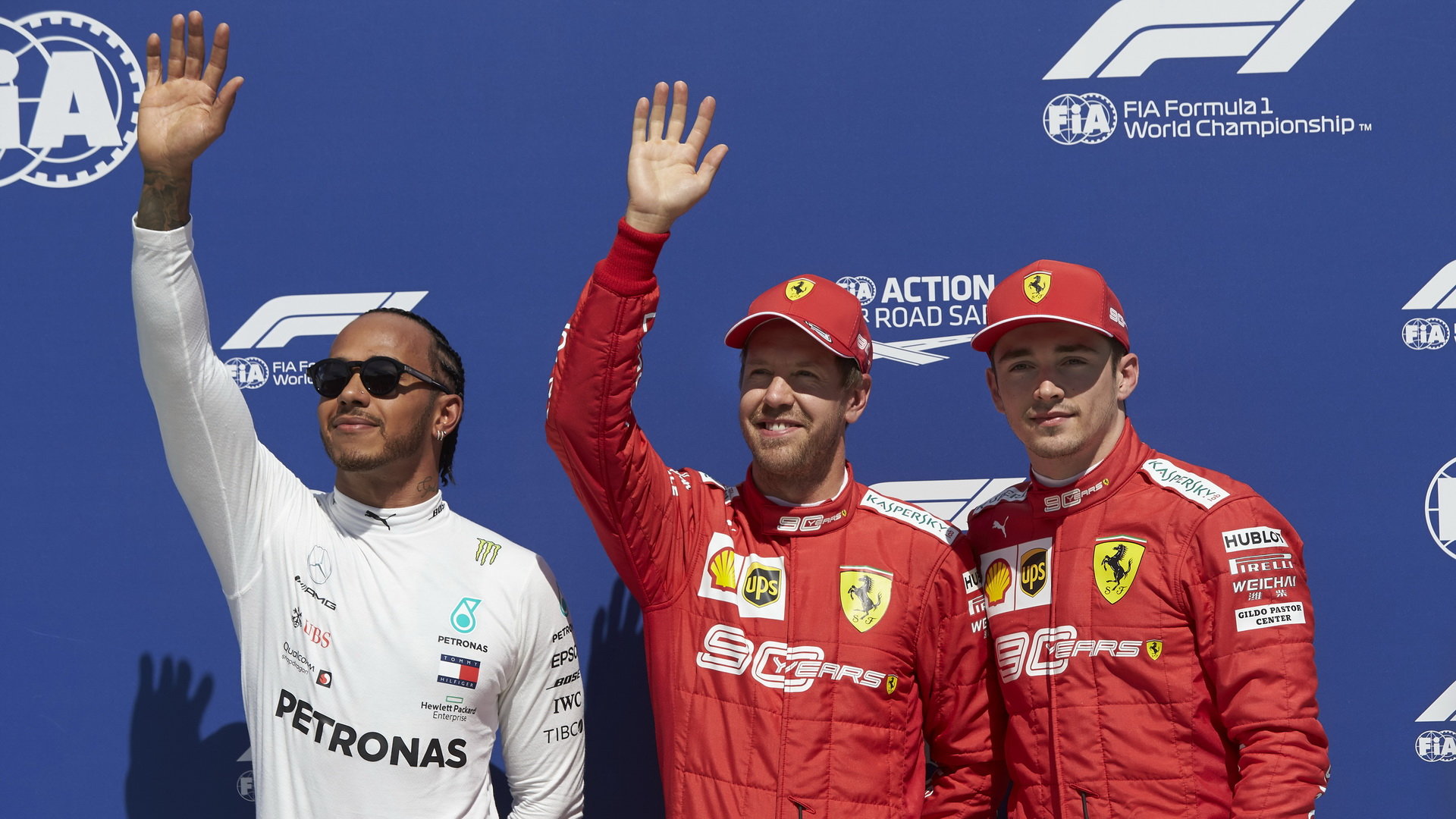 Lewis Hamilton, Sebastian Vettel a Charles Leclerc po kvalifikaci v Kanadě
