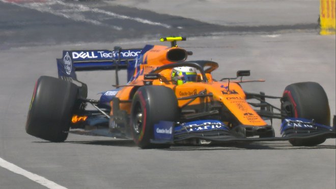 Lando Norris s porouchaným McLarenem ve Velké ceně Kanady