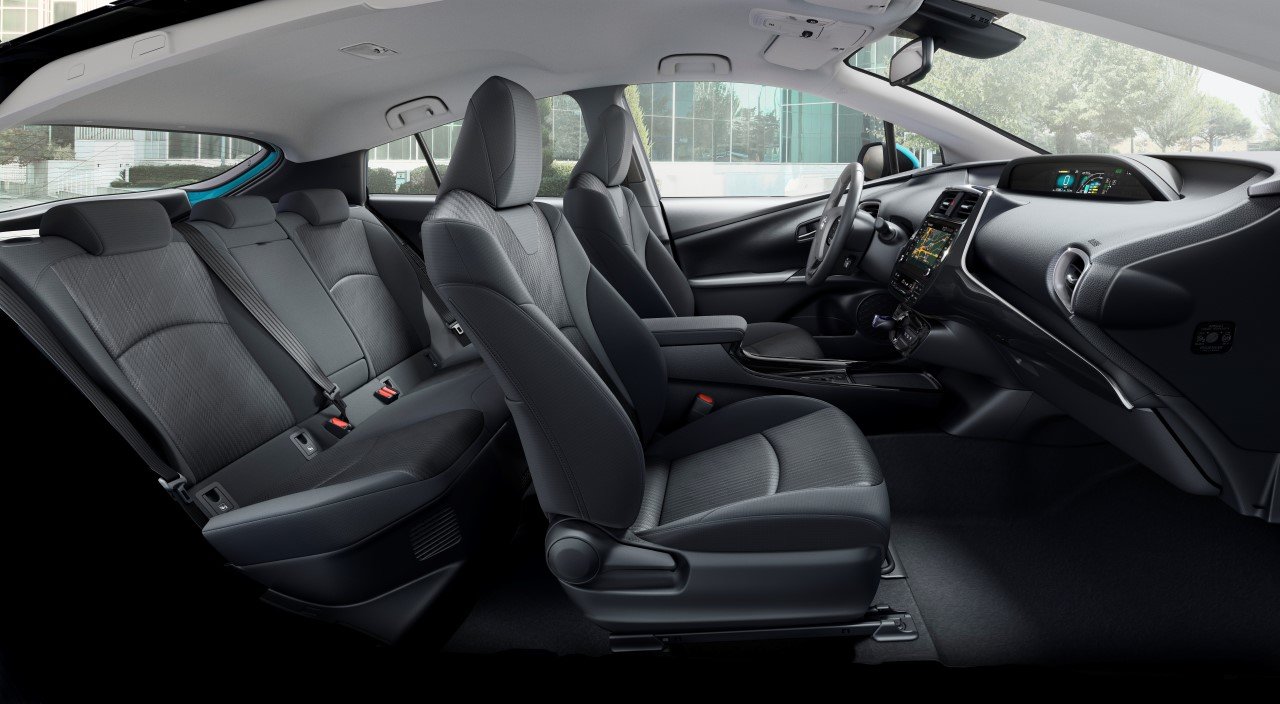 Toyota představila modernizovaný Prius Plug-in hybrid s pěti plnohodnotnými sedadly