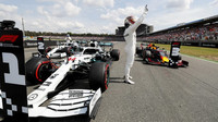 Lewis Hamilton po kvalifikaci v Německu