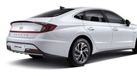 Hyundai představil model Sonata Hybrid