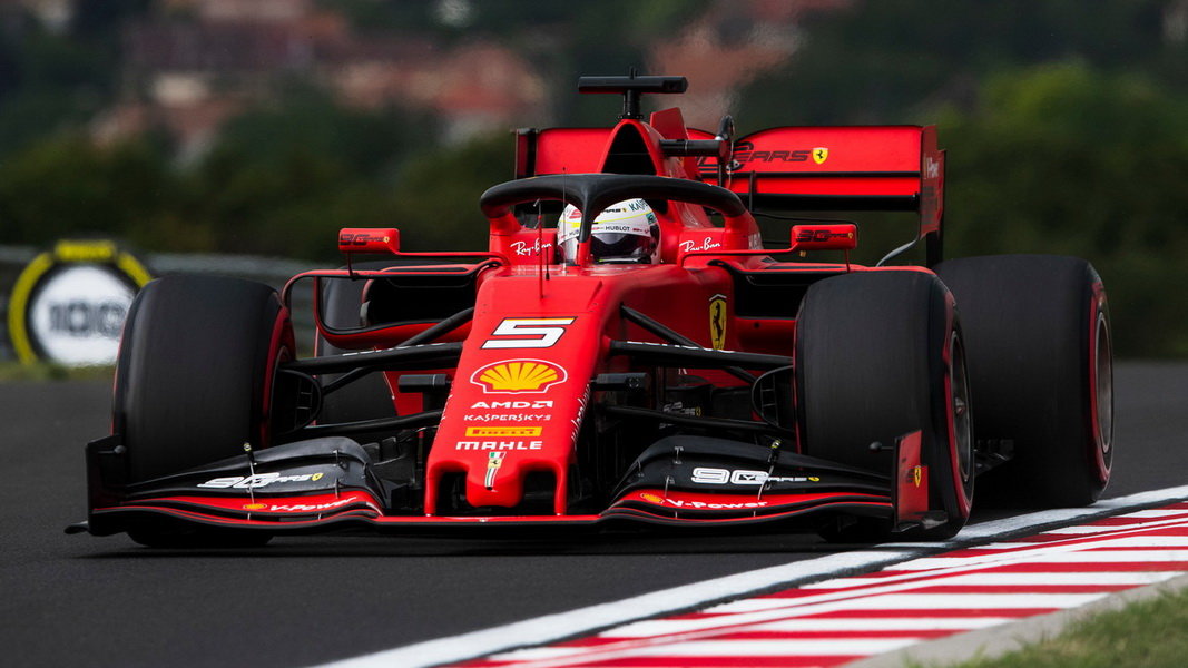 Sebastian Vettel skončil v Maďarsku třetí, o týden dříve v Německu druhý