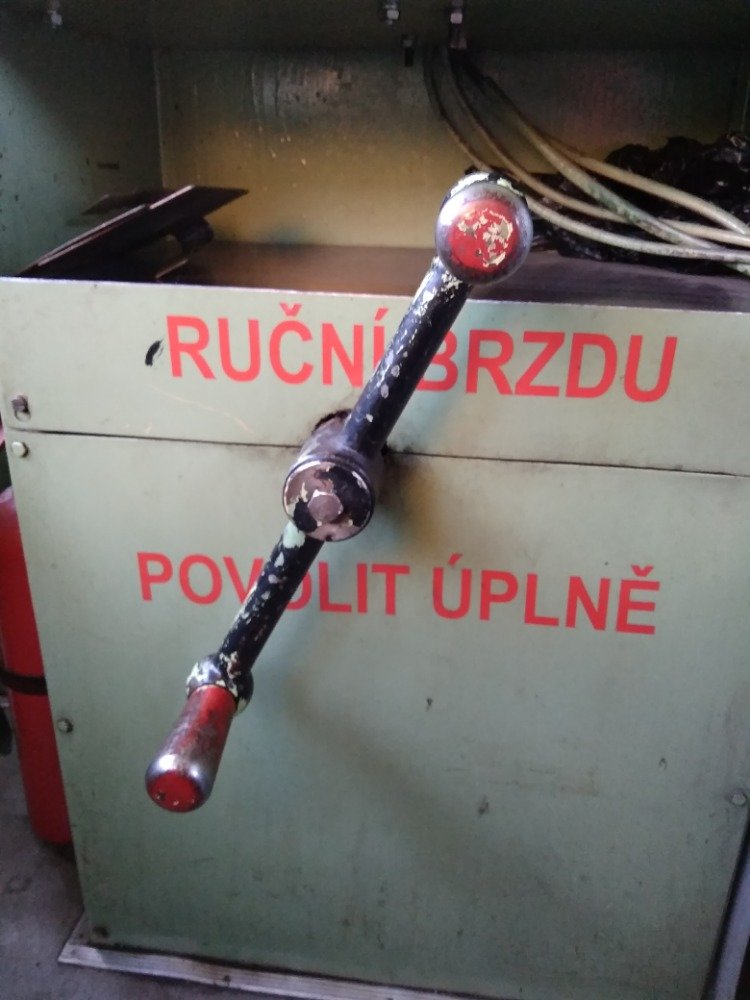 Ruční brzda ČKD 742