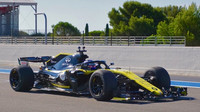 Sergej Sirotkin s Renaultem RS18 na 18" pneumatikách