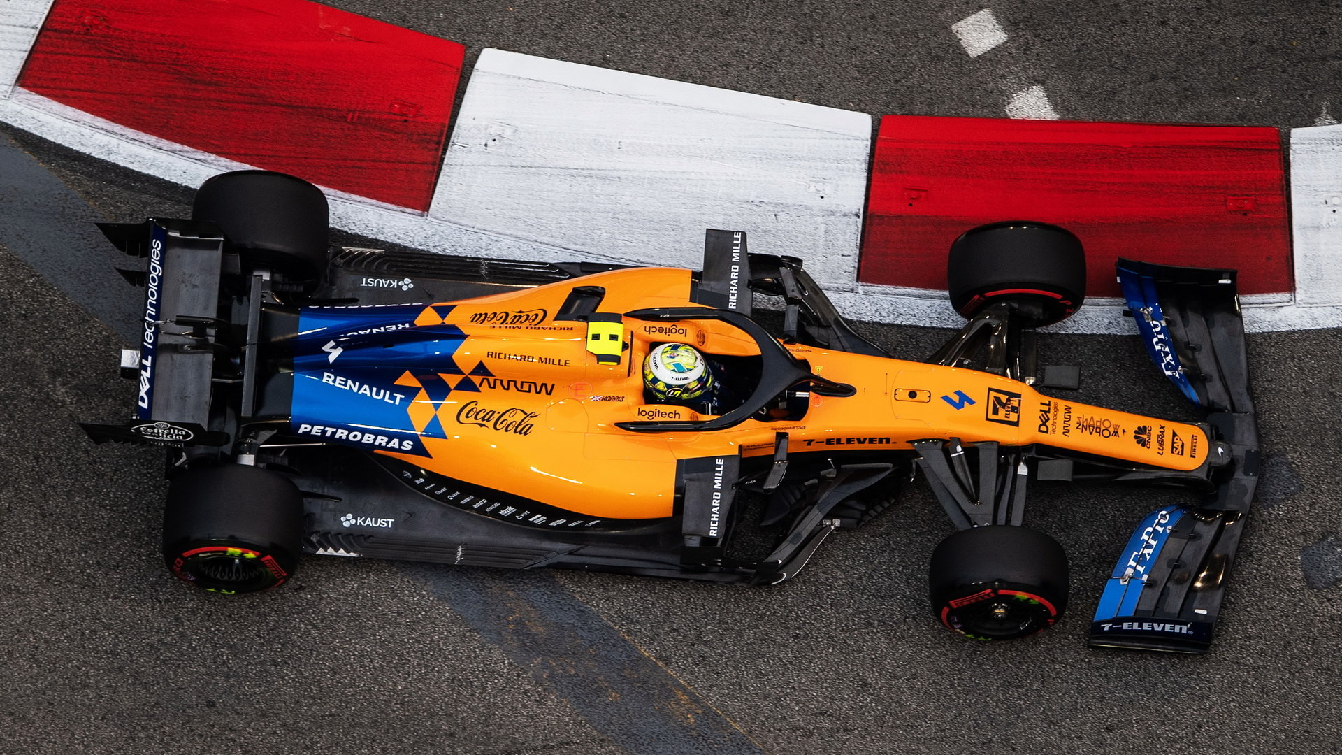 McLarenu se i v závěru sezóny daří svůj monopost neustále zrychlovat