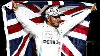 Lewis Hamilton slaví mistrovský titul po závodě v americkém Austinu