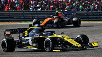 Daniel Ricciardo v závodě v americkém Austinu