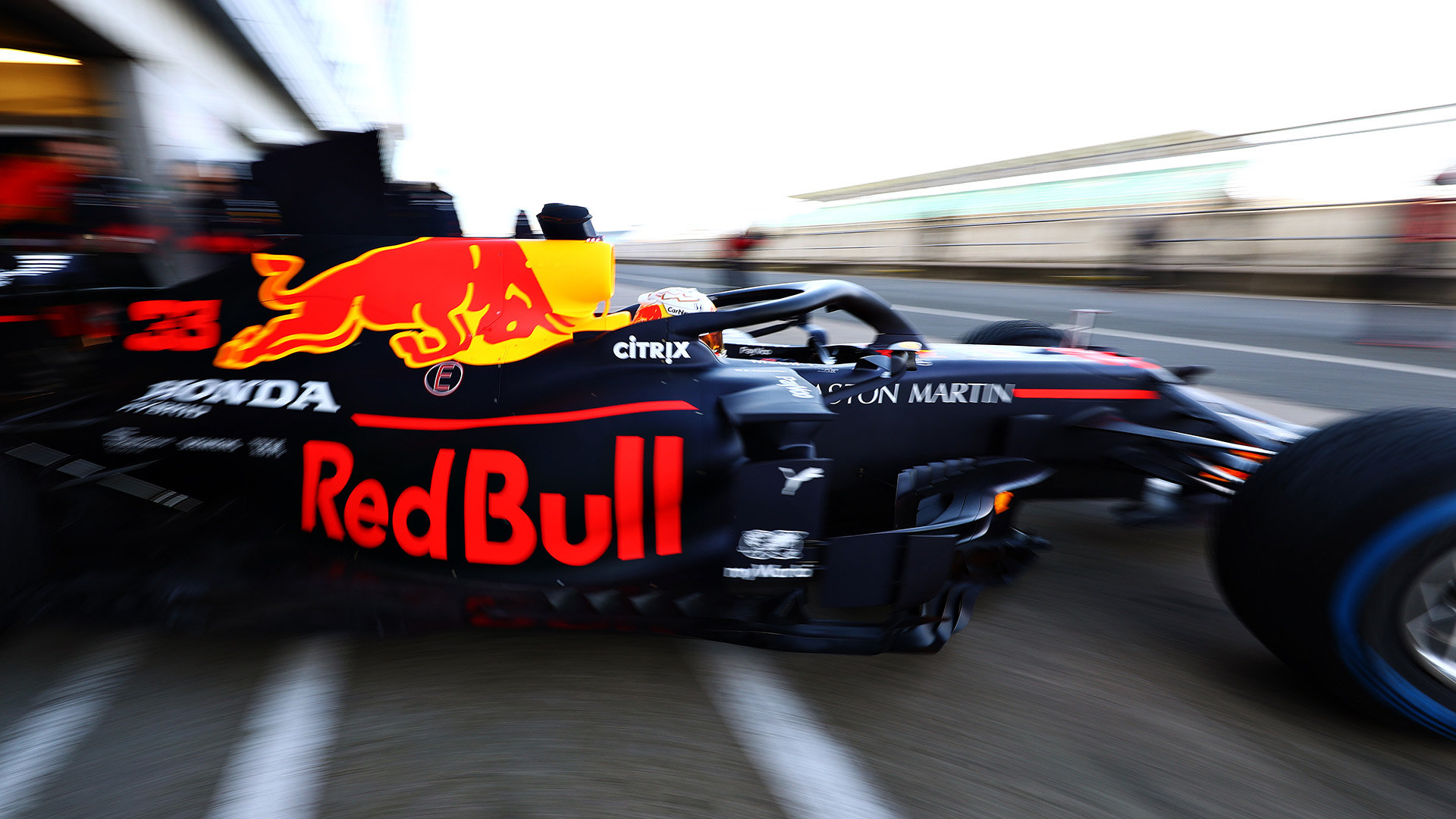 První test Red Bullu RB16 v Silverstone