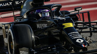 Daniel Ricciardo v rámci druhého dne předsezonních testů v Barceloně