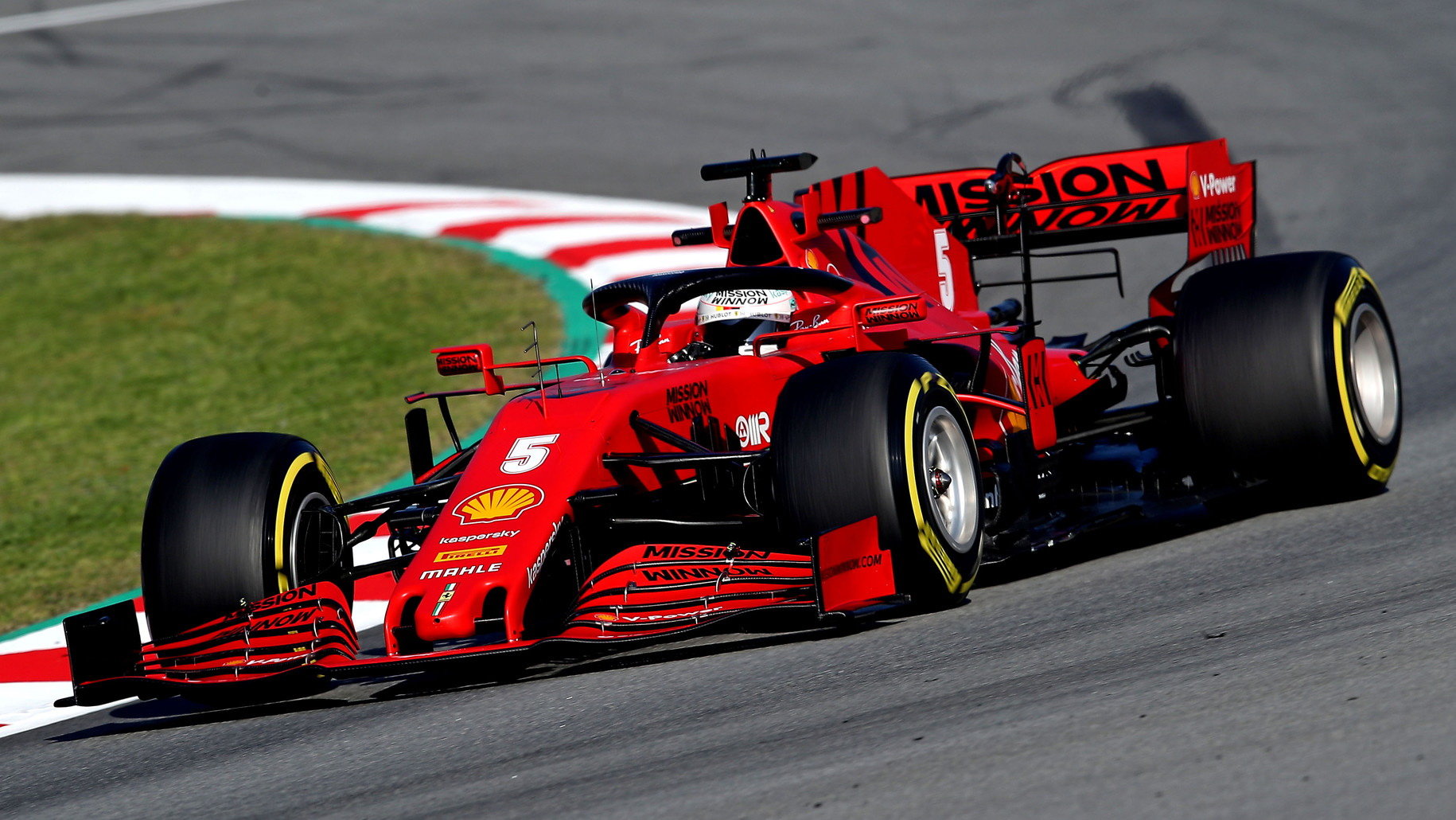 Sebastian Vettel v rámci třetího dne předsezonních testů v Barceloně